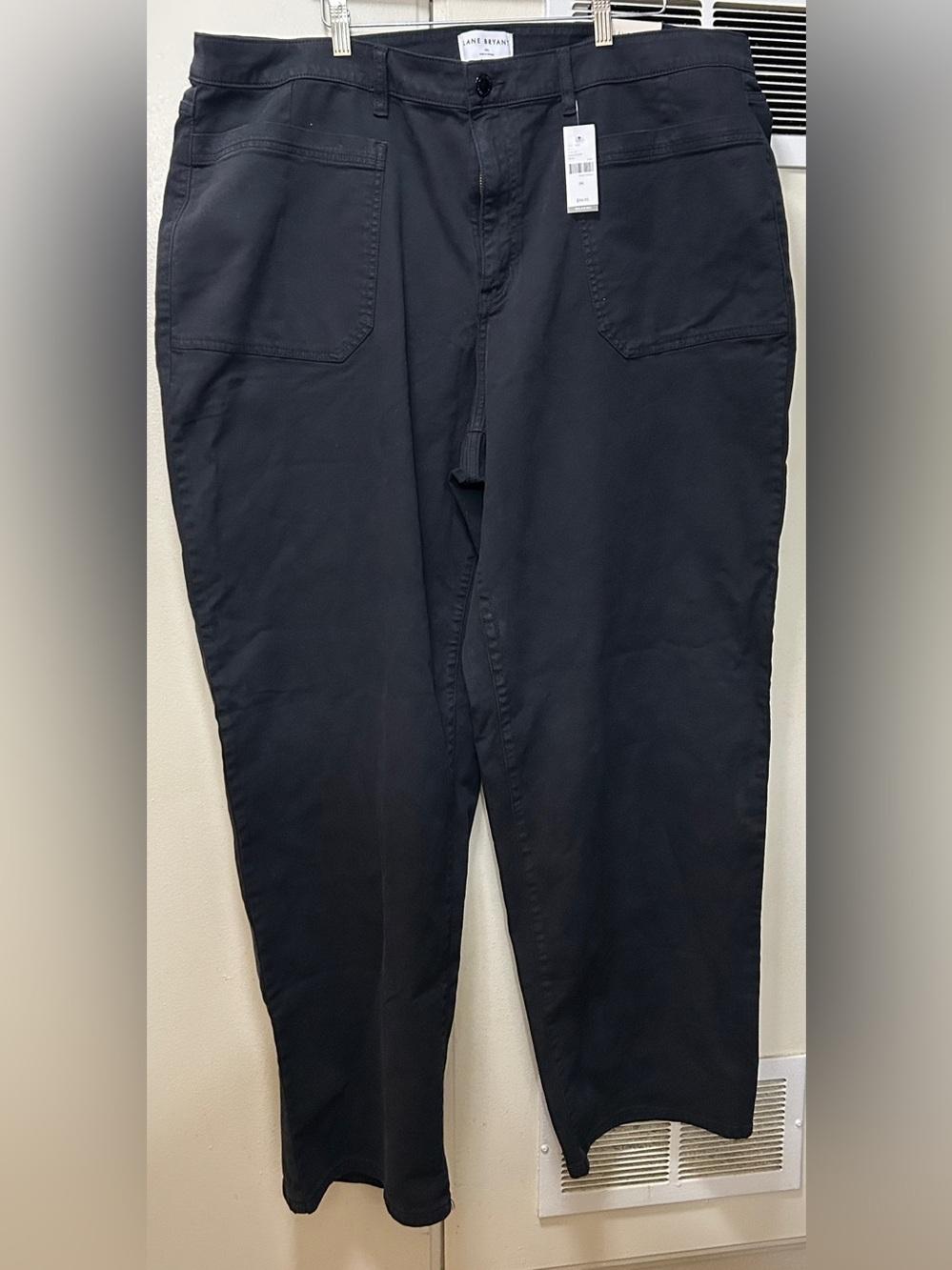 NWT Lane Bryant Relaxed Straight Patch-Pocket High-Rise Jean size 26L